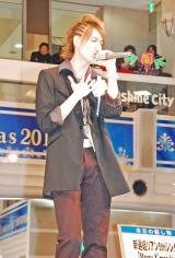 山口純の画像 www.oricon.co.jp