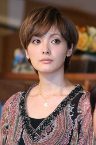 平山あやの画像 www.oricon.co.jp