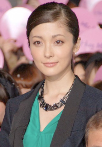 平山あやの画像 www.oricon.co.jp