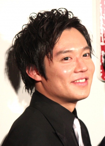小出恵介の画像 www.oricon.co.jp