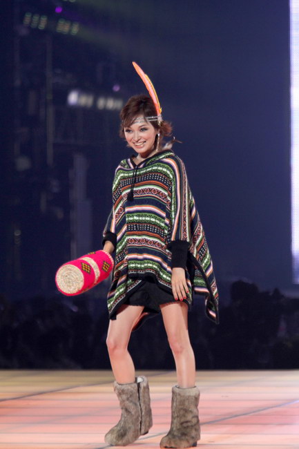 市井紗耶香の画像 www.asahi.com