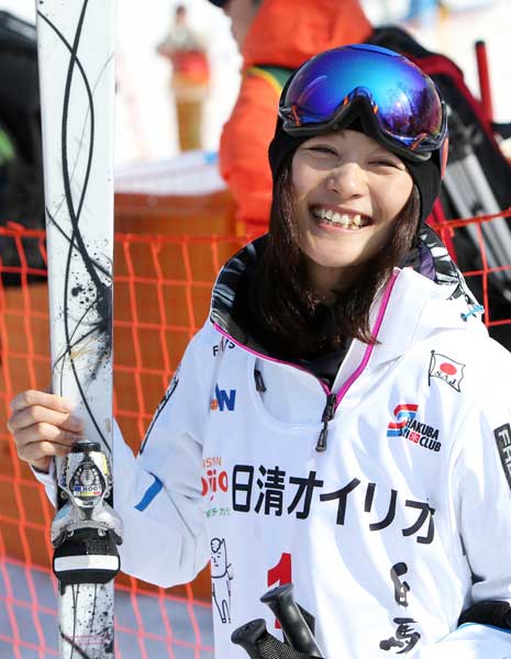 上村愛子の画像 www.jiji.com