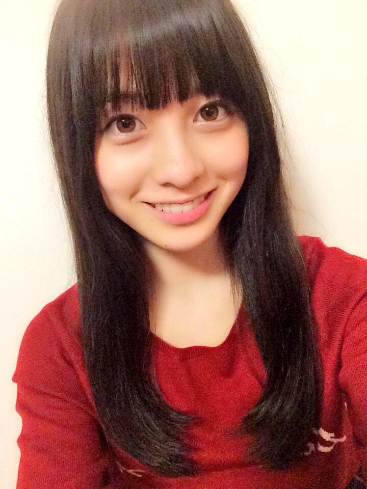 橋本環奈	の画像 twitter.com