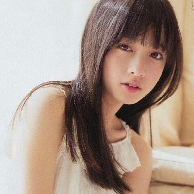 橋本環奈	の画像 twitter.com