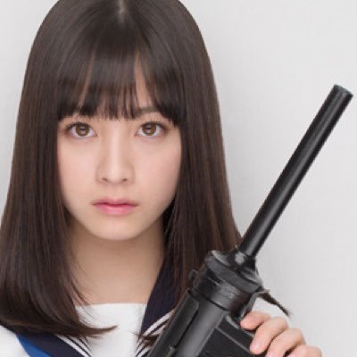 橋本環奈	の画像 twitter.com