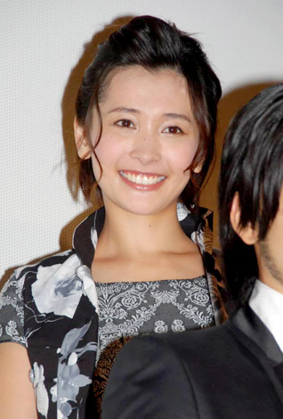 山崎真実の画像 www.oricon.co.jp