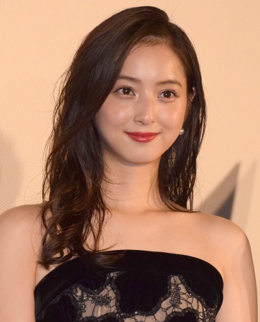 佐々木希の画像 www.oricon.co.jp