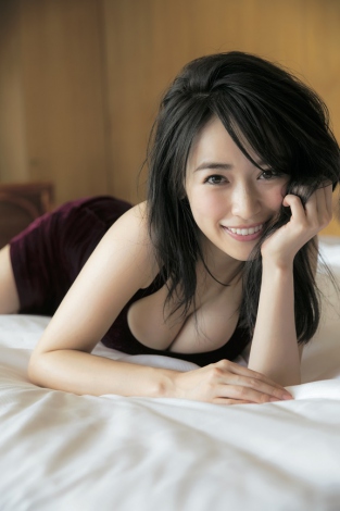 泉里香の画像 www.oricon.co.jp