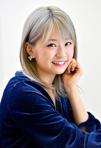 島田晴香の画像 www.asahi.com