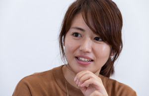 磯山さやかの画像 www.asahi.com