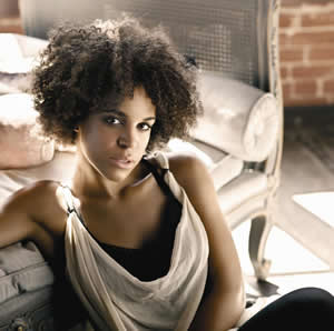 ローラの画像 www.cdjournal.com