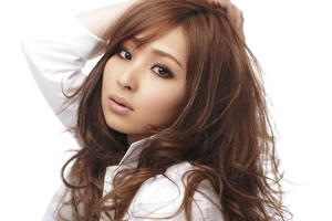 阪井あゆみの画像 artist.cdjournal.com