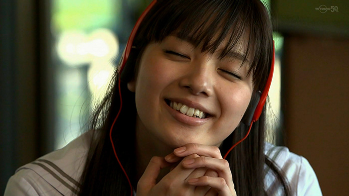 新川優愛の画像 www.maniado.jp