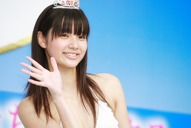 新川優愛の画像 www.maniado.jp