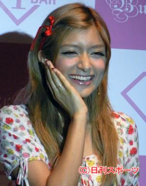 ローラの画像 www.nikkansports.com