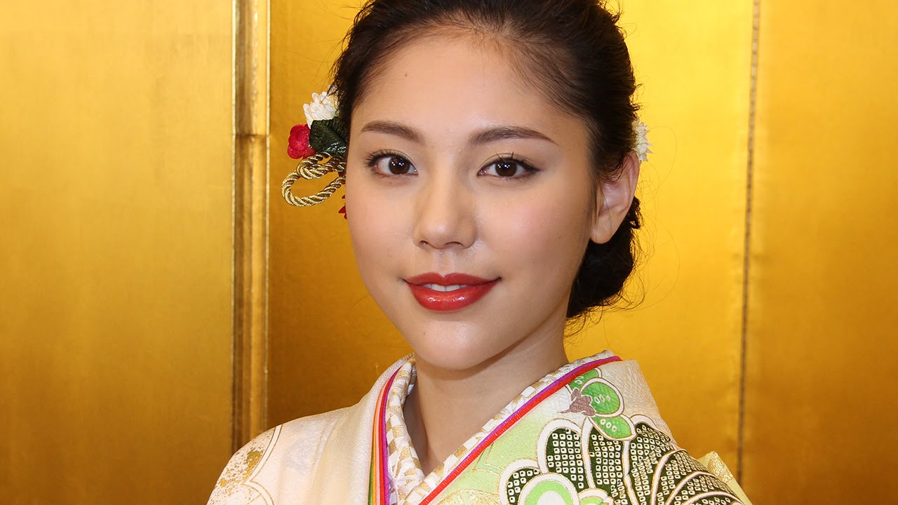 水沢エレナの画像 www.youtube.com