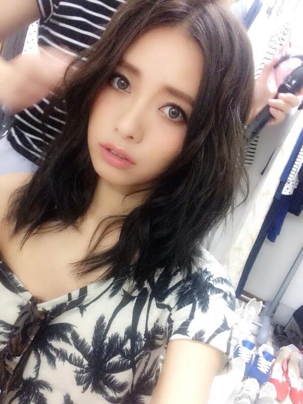 小泉梓の画像 twitter.com