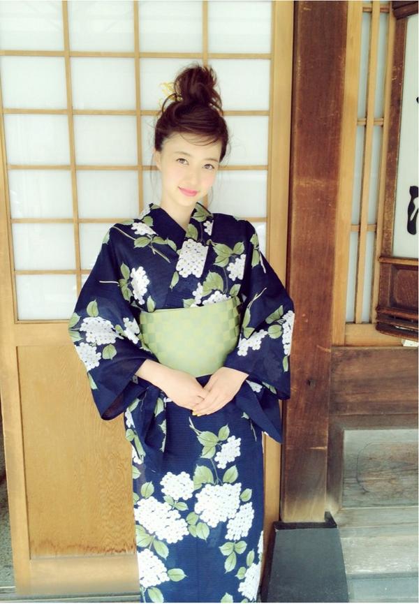 逢沢りなの画像 twitter.com