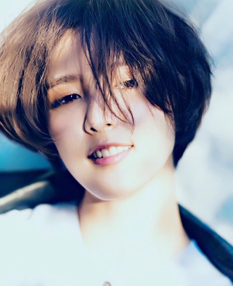 藤井萩花の画像 twitter.com