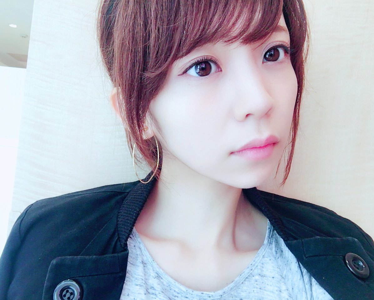 秋山依里の画像 twitter.com