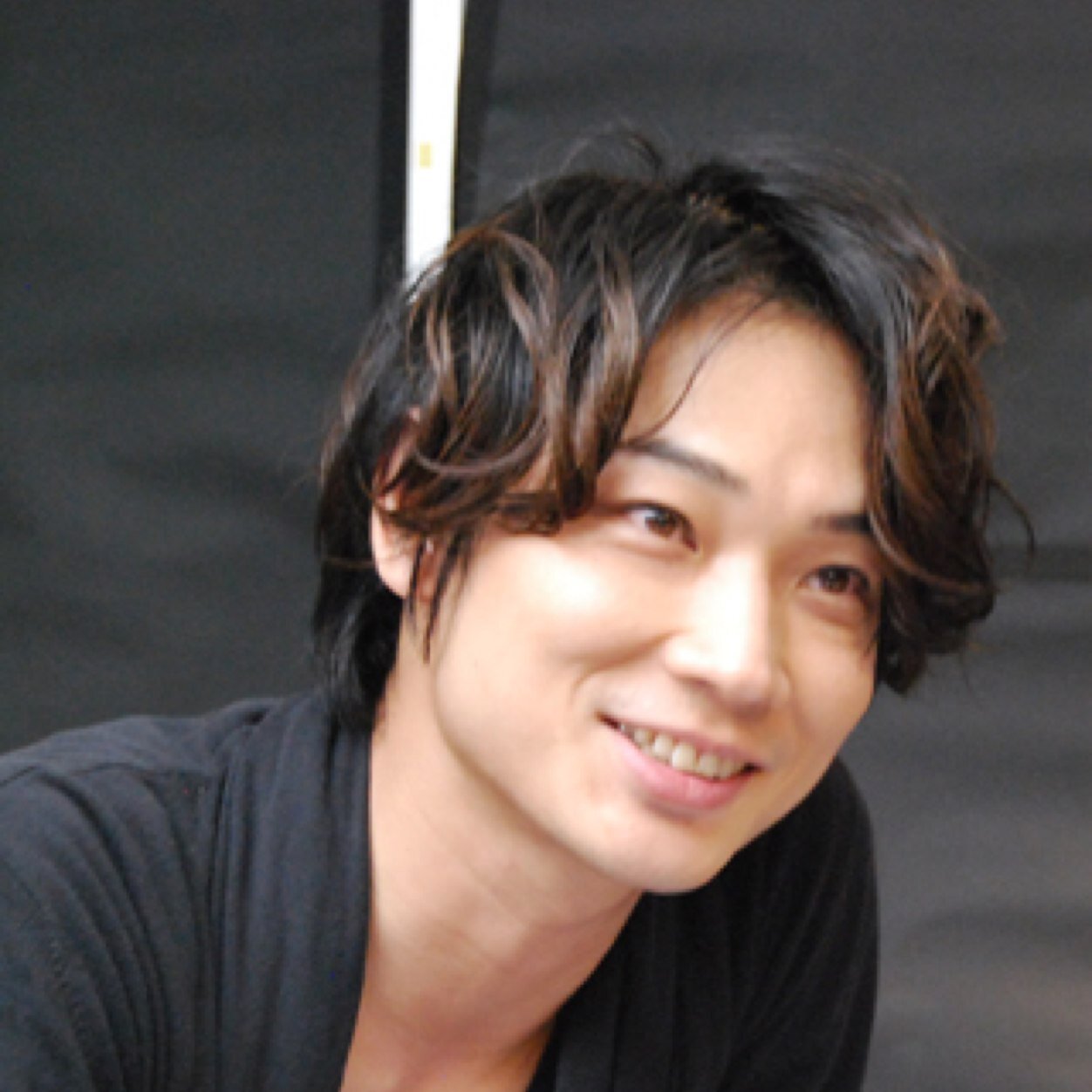 綾野剛の画像 twitter.com