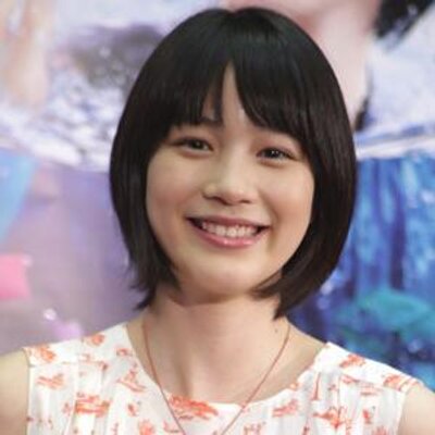 能年玲奈の画像 twitter.com
