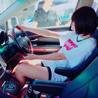 佐藤寛子の画像 twitter.com