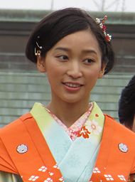 杏の画像 ja.wikipedia.org